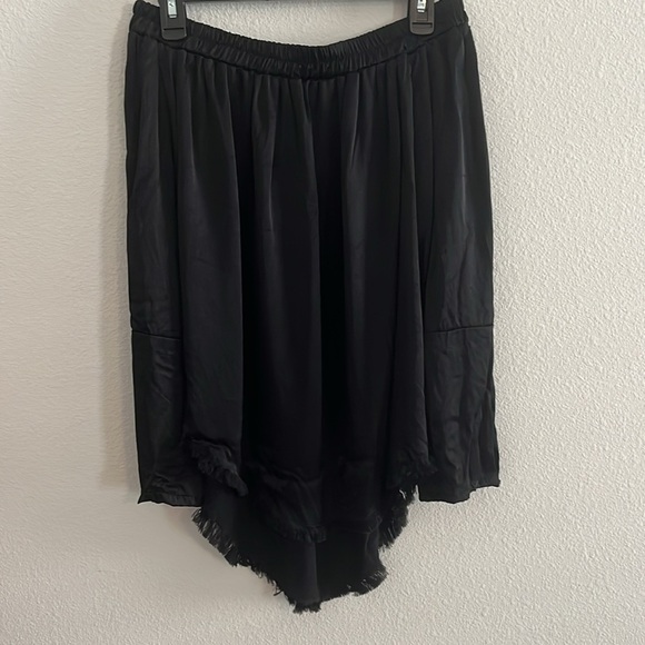 Revolve Faithfull The Brand Dream Top Black Satin Fringe Size 4 - Picture 3 of 8